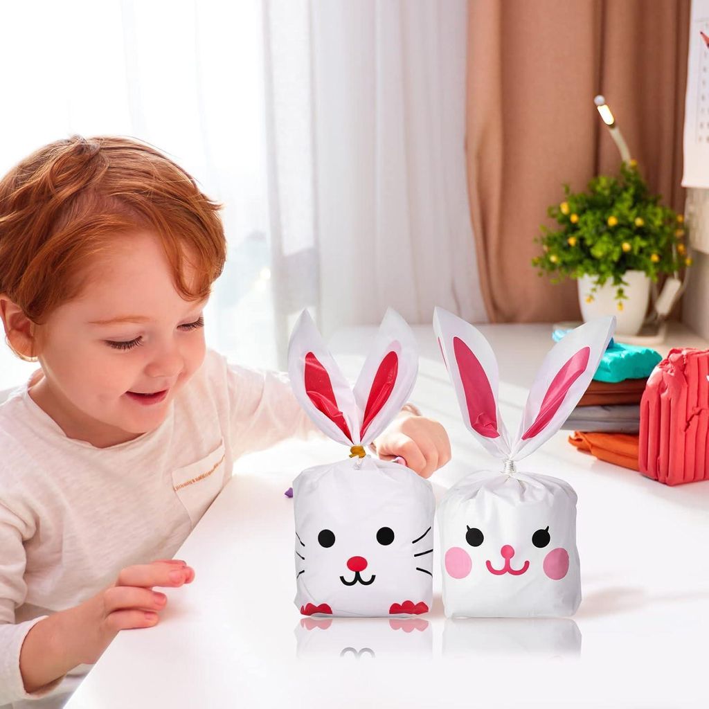 100 Stück Ostern Goodie Bags Süßigkeiten 13x23cm - Klare Treat Bags Gold Twist Bänder - Lachendes Kaninchen Lachende Katze - Partyartikel