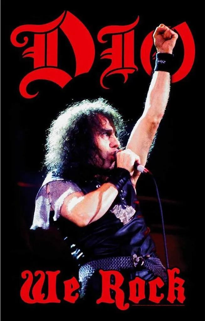 Poster Dio We Rock en tissu RO10994 noir et rouge 106x68 cm