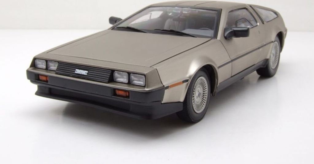Sun Star 2701 DeLorean LK Coupe 1981 stainless steel 1:18