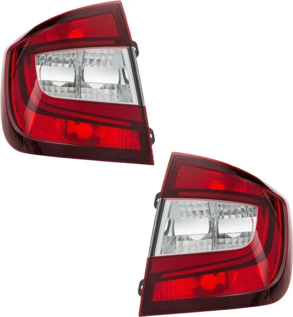 Réparation feux arrière SKODA RAPID HELLA stop et clignotants P21W complets