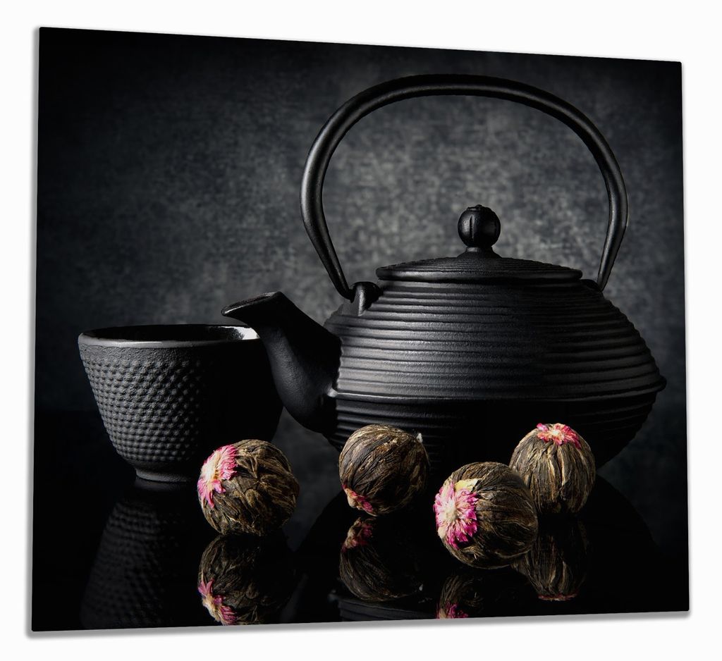 Wallario Herdabdeckplatte aus Glas, Größe 60 x 52 cm 1-teilig, Motiv Japanisches Tee-Set