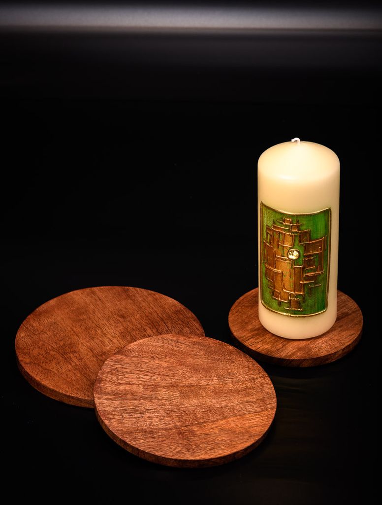 Kerzenteller aus Holz, dunkle Einfärbung Ø 14 cm