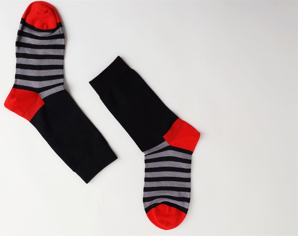 MEGAGROUP classic Socken aus gekämmter Baumwolle Nylon weich 10 Paar 45-49 rot