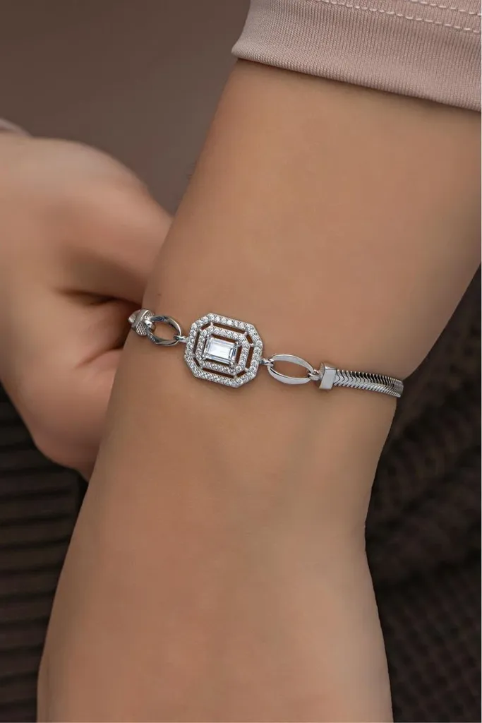 Bracelet en argent rhodié pour femme, fini les bijoux qui noircissent !