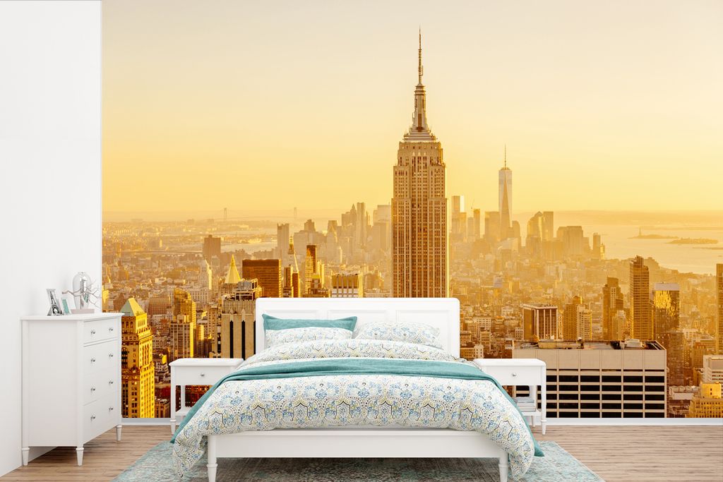 MuchoWow Fototapete für Wohnzimmer oder Schlafzimmer Wandtapete Vinyl Motivtapete Goldglanz über New York - 600x400 cm - Vinyltapeten