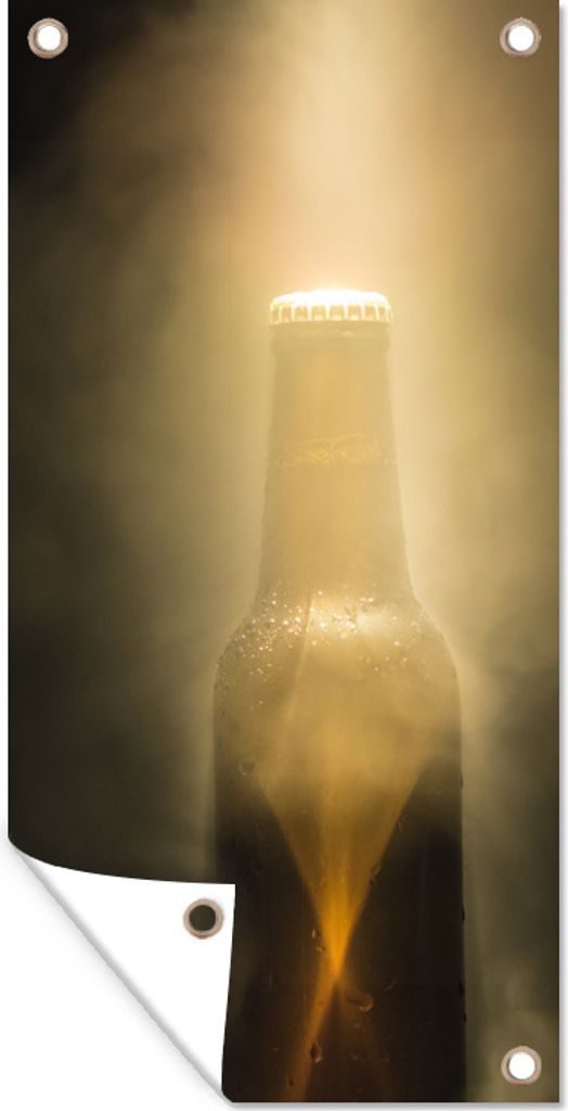 MuchoWow 40x80 cm Outdoor-Poster Gartendeko Sichtschutz Garten Poster für den Garten Bierflasche im Licht