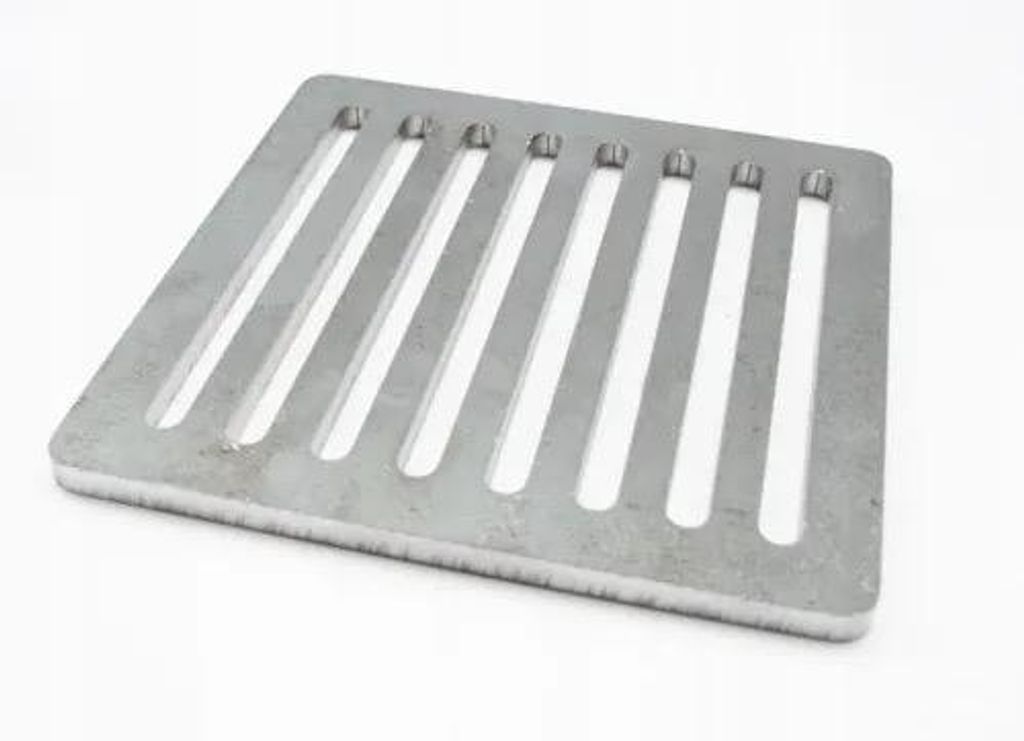 Rohový rošt do krbu 22x22 cm – robustní ocelový rošt, Obrázek produktu 