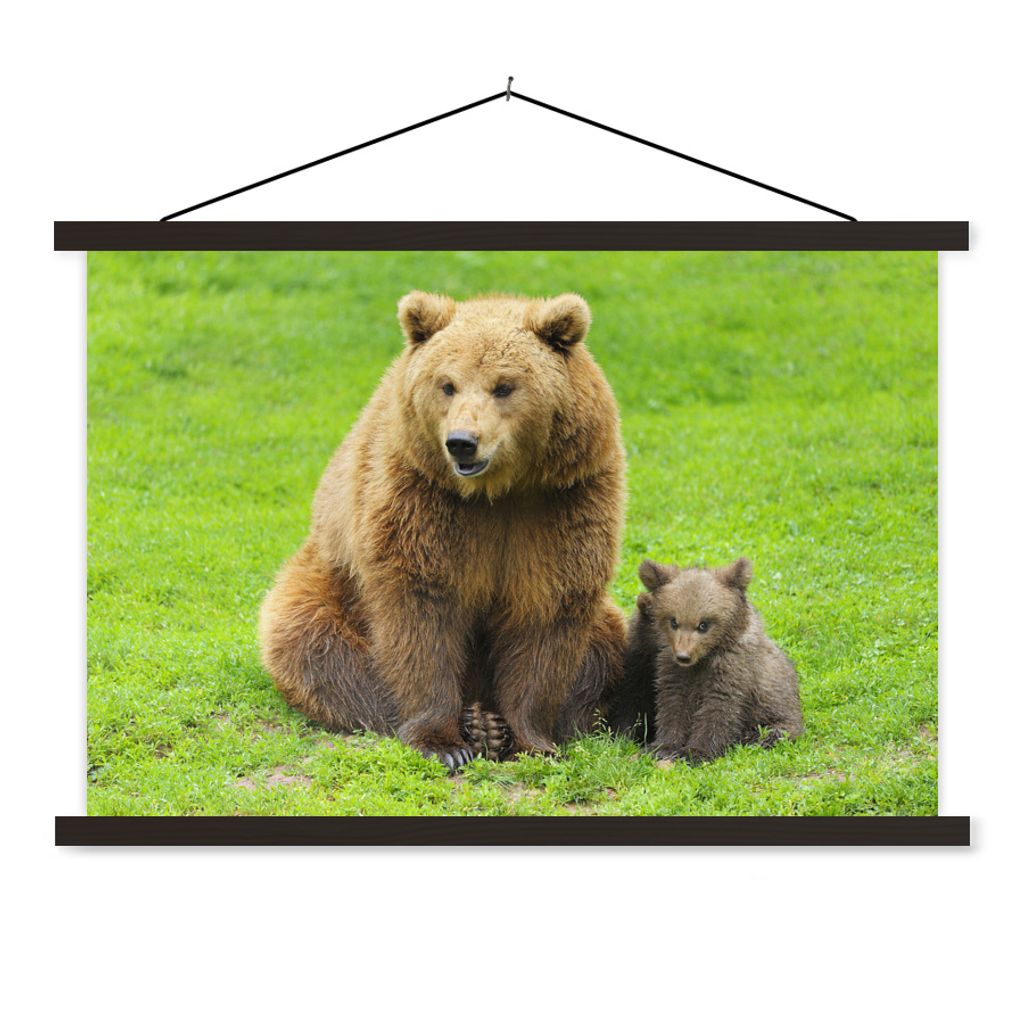 MuchoWow Textilposter Bär - Gras - Junge 150x100 cm mit schwarzem Rahmen - Schlafzimmer