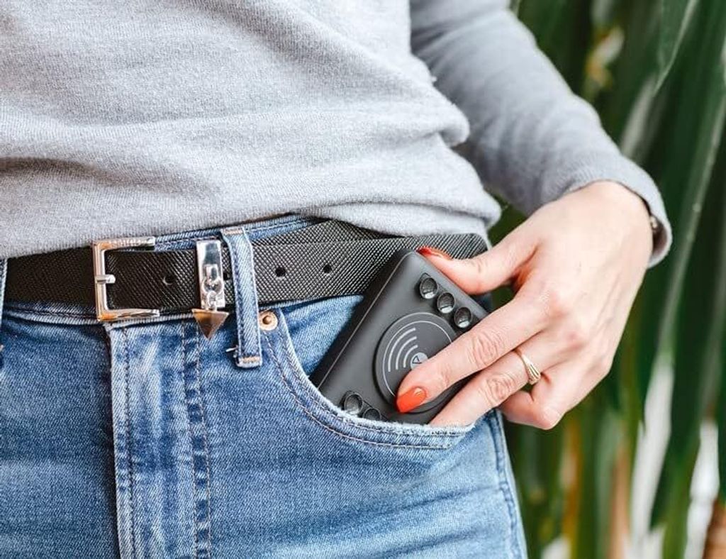 Induktive Powerbank Forever mit Saugnäpfen 10000 mAh Produktbild 4