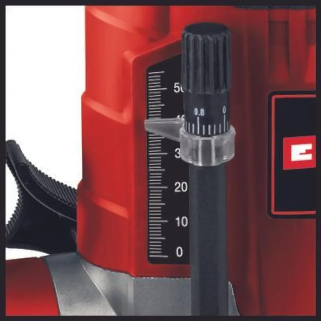 Réussir vos moulures et rainures avec la défonceuse Einhell 1100W