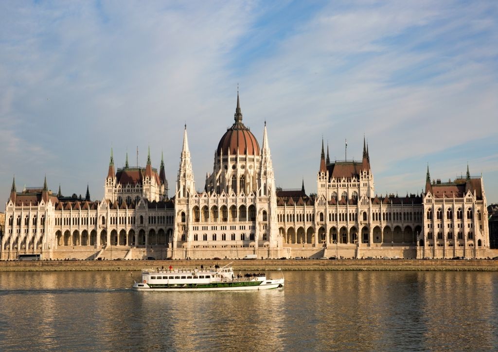 hansepuzzle 66400 - Budapest Puzzle, 260 Teile, Orte, 41,0 x 28,0cm mit hochwertiger Aufbewahrung, Kartonbox und wiederverschließbarem Beutel