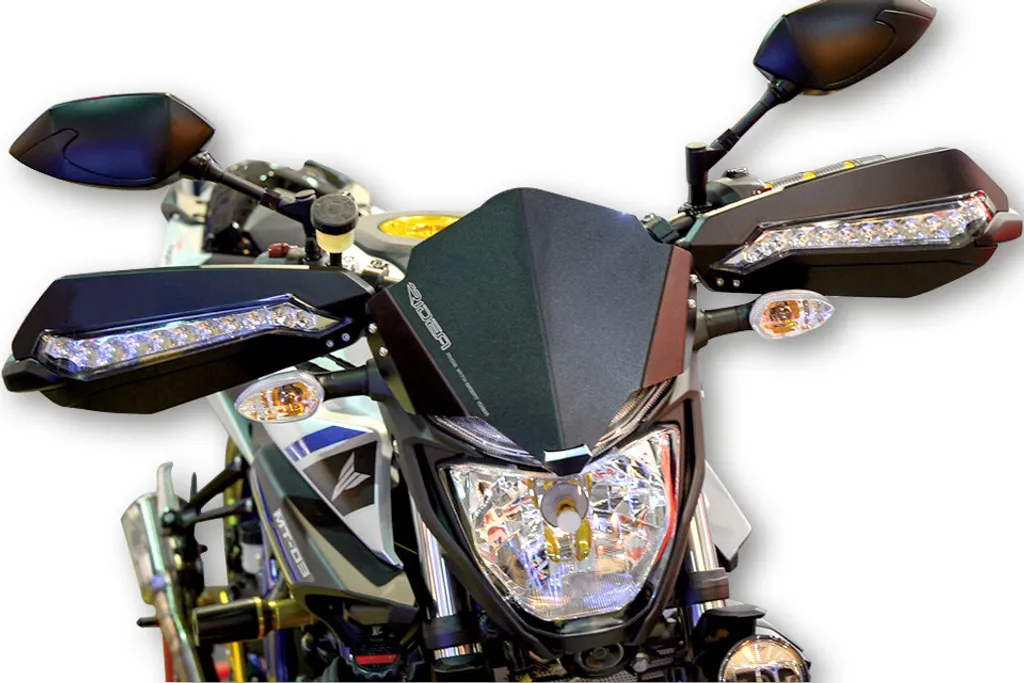 Feux diurnes LED et protège-mains HIGHSIDER noirs pour guidon moto