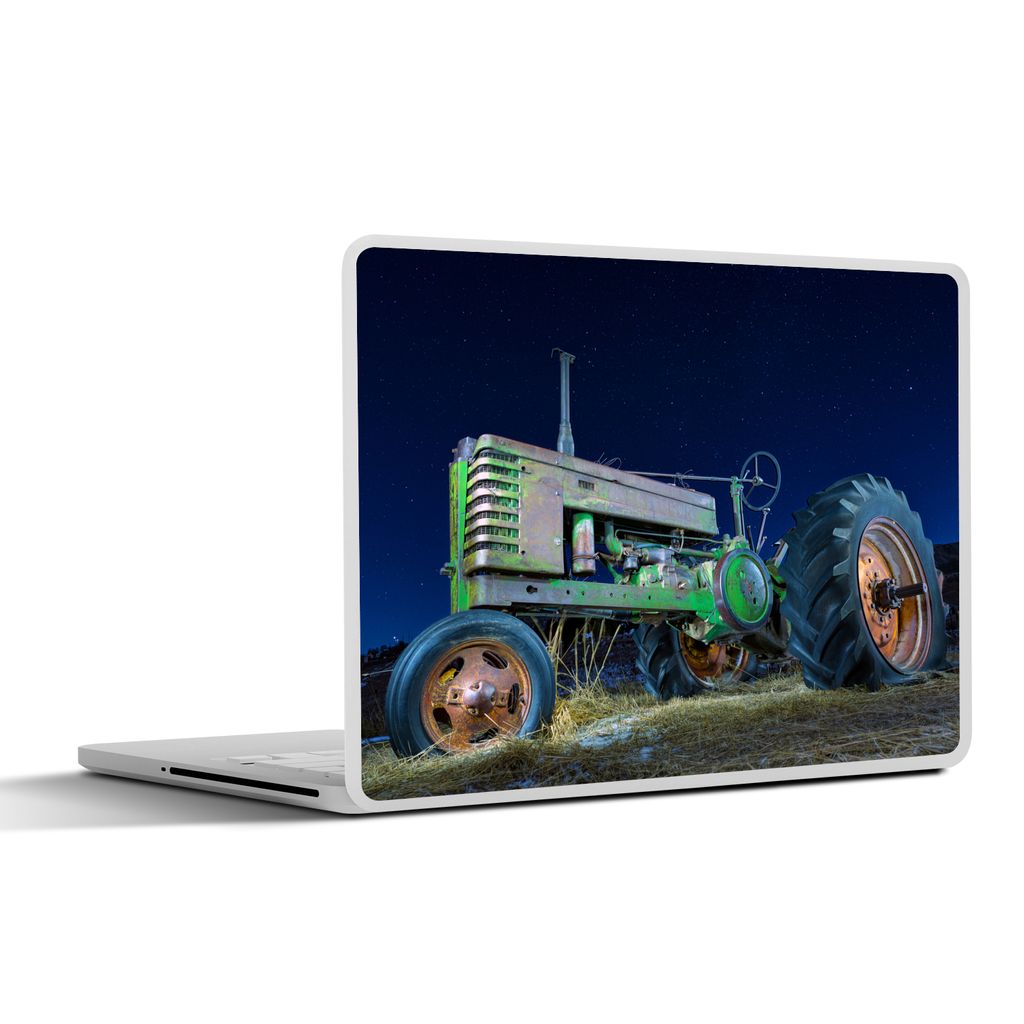 MuchoWow Laptop Aufkleber Sticker Cover Traktor - Grün - Sternenhimmel - Bauernhof - Nacht 31x22.5 cm - Laptop-Deko