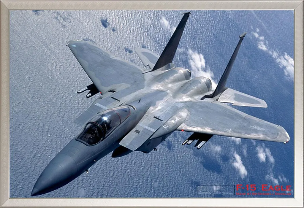 Poster F-15 Eagle con Cornice Shinsuke Maxi Argento - Decorazione Top