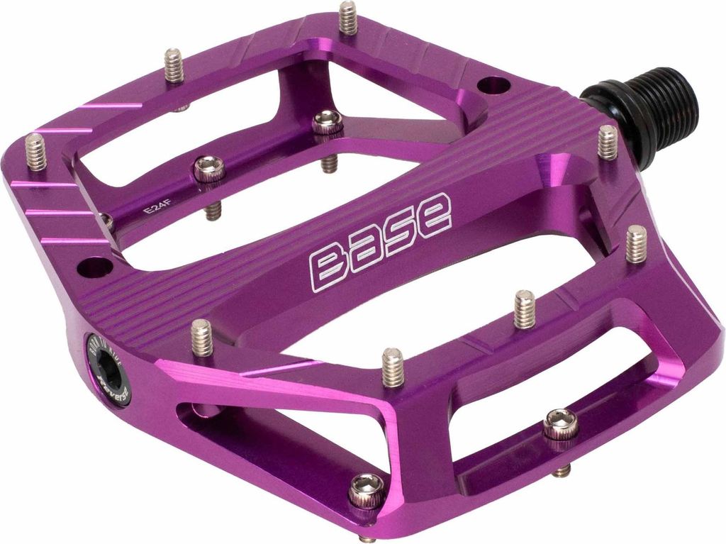 Reverse Base Fahrradpedale, lila, 116x104mm Standfläche, 16 Stahlpins