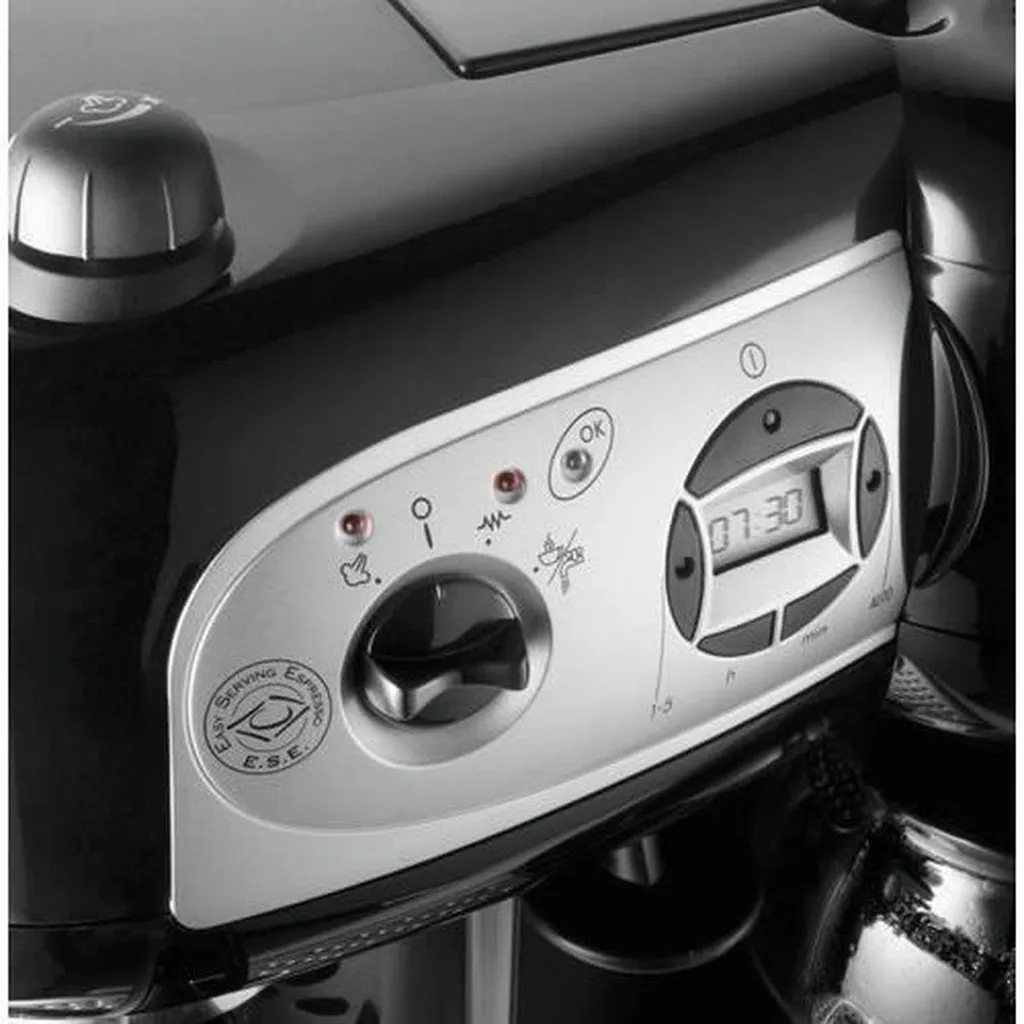 Machine à café combiné DeLonghi pour expresso et cappuccino maison - 3
