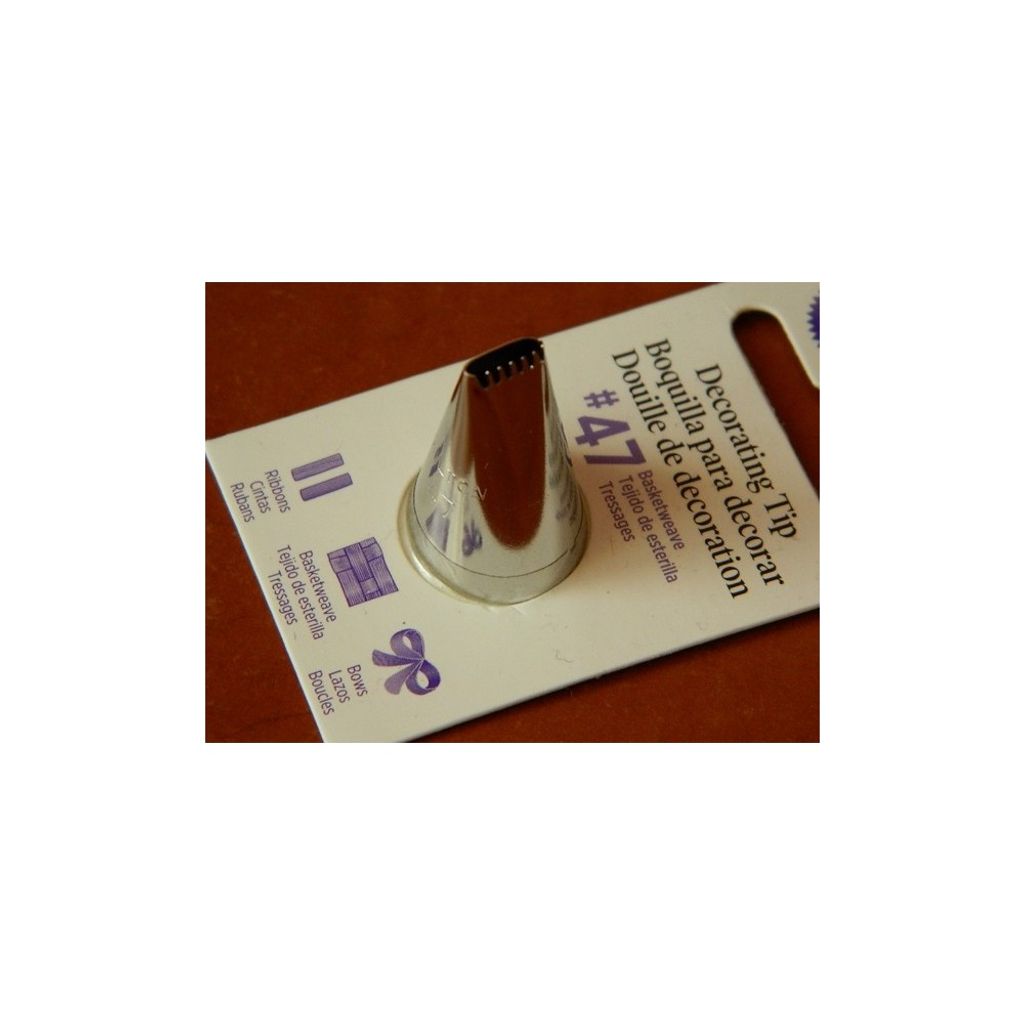 Wilton Decorating Tip #047 Basket weave Carded