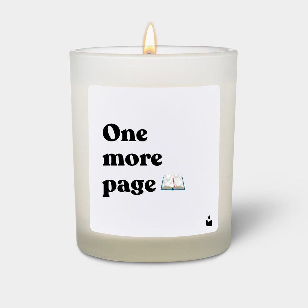 ChattyCandles Duftkerze Weiss Woody One more page