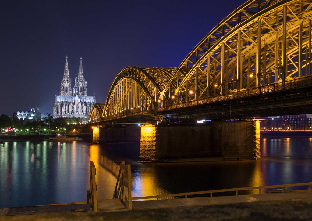 hansepuzzle 23432 - Kölner Dom Puzzle, 260 Teile, Gebäude, 41,0 x 28,0cm mit hochwertiger Aufbewahrung, Kartonbox und wiederverschließbarem Beutel