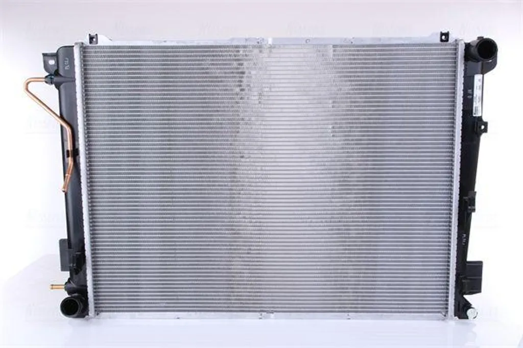 Radiateur Moteur NISSENS 67069 pour Hyundai Grandeur et Sonata 253103K850