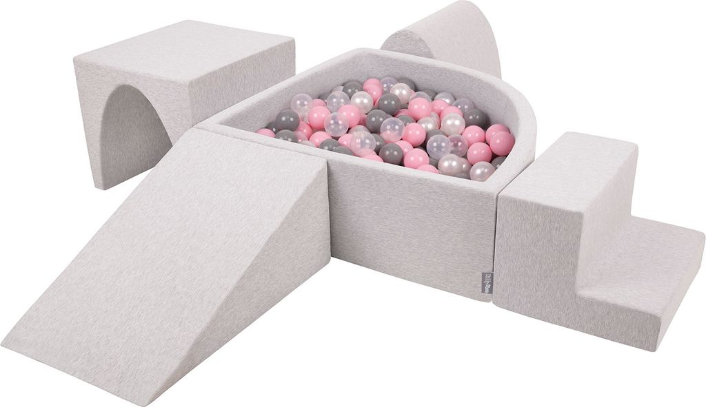 Pěnové hřiště KiddyMoon se čtvrtkruhovým bazénem s míčky Obrázek produktu 