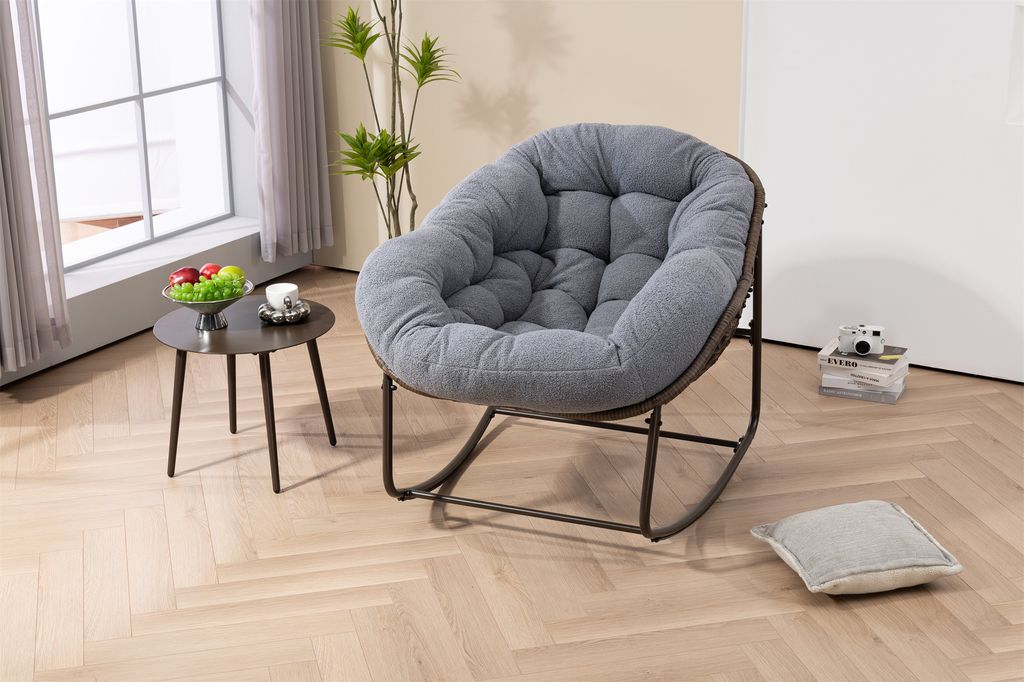 AIORBER Schaukelstuhl,handgeflochtenes Rattan mit weichen Kissen,Belastbarkeit bis zu 250lbs,Loungesessel,111 x 94 x 80 cm,für Balkon, Wohnzimmer,...