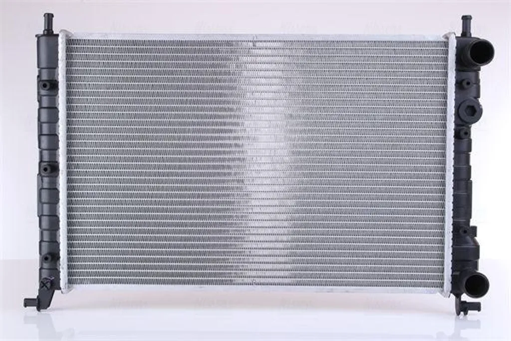 Radiateur moteur NISSENS 61801 OE 46449104 pour Palio et Strada