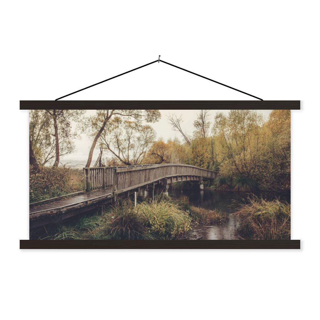MuchoWow Textilposter Herbst - Brücke - Bäume 90x45 cm mit schwarzem Rahmen - Klemmleisten