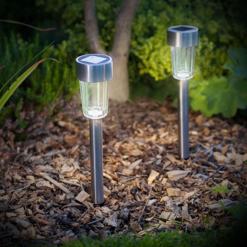 1x Solar-LED-Gartenleuchte mit Erdspieß - Kaltweiß - Grau - Metall - 18,5 cm - Solarbetrieben - Schaltet sich bei Dämmerung automatisch ein - De...