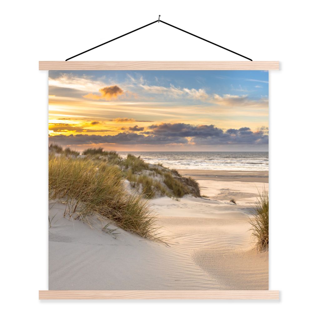 MuchoWow Textilposter Strand - Düne - Gras - Sonnenuntergang - Meer 60x60 cm mit holzfarbenen Rahmen - Wanddekoration