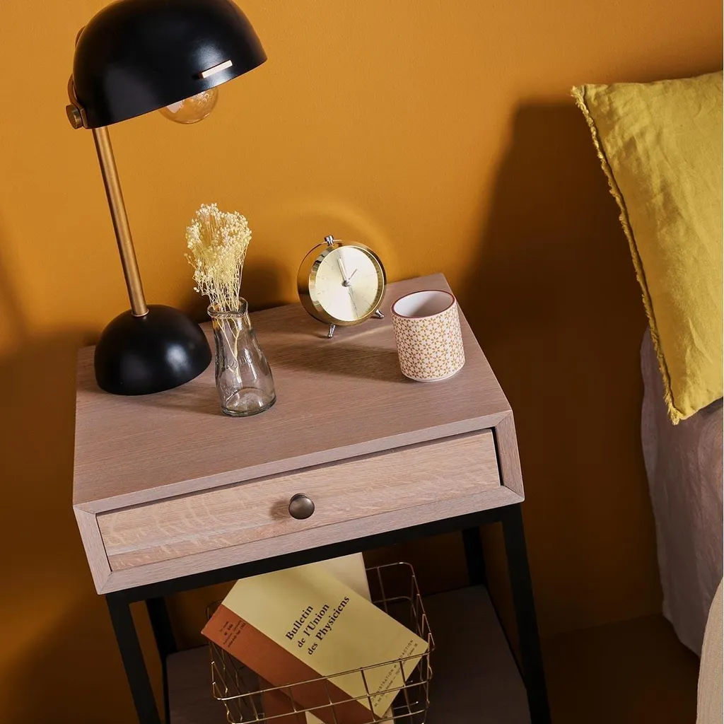 Table de nuit design en bois de chêne et structure métal noir Gilles