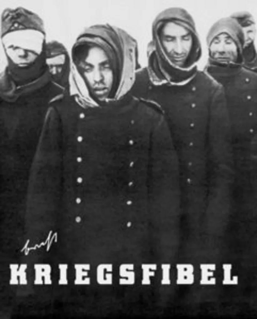Kriegsfibel édition reliée avec montages photographiques historiques