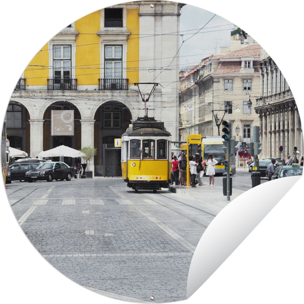 MuchoWow Gartenposter Outdoor-Poster Rund Die beiden gelben Straßenbahnen im Zentrum von Lissabon Ø 60 cm Gartendeko Rundes Poster draußen