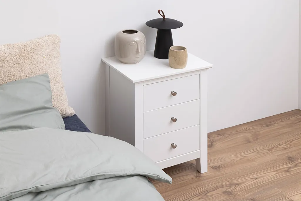 Table de Nuit Blanche 3 Tiroirs Linnea - Mobilier de Chambre Compact