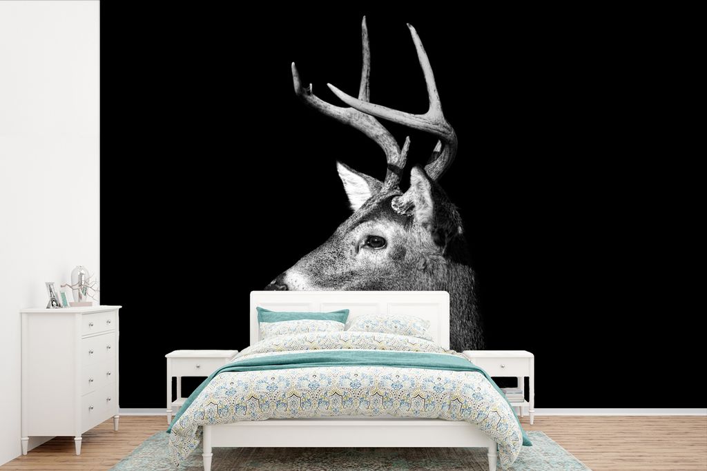 MuchoWow Fototapete für Wohnzimmer oder Schlafzimmer Wandtapete Vinyl Motivtapete Hirsch - Porträt - Schwarz und weiß - 390x260 cm - Papiertapete
