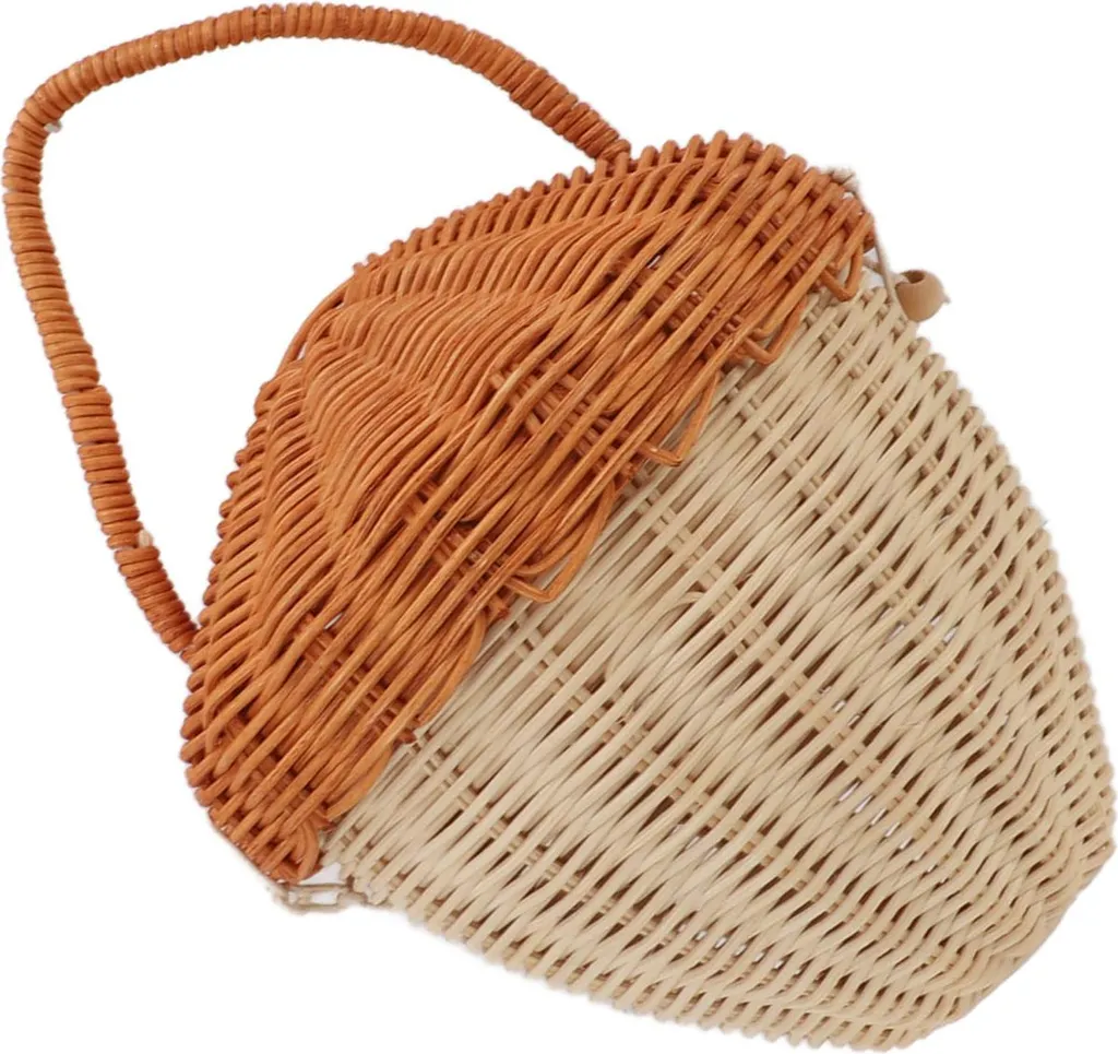 Panier suspendu champignon en rotin fait main pour déco chambre enfant