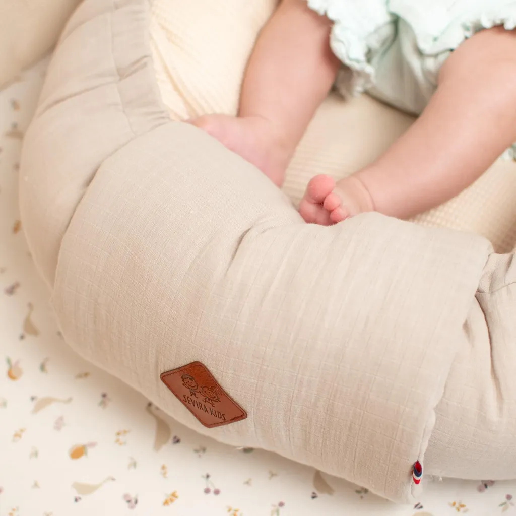 Réducteur de Lit Bébé Luna Beige - Cocon de Sommeil Douillet 0-9 Mois
