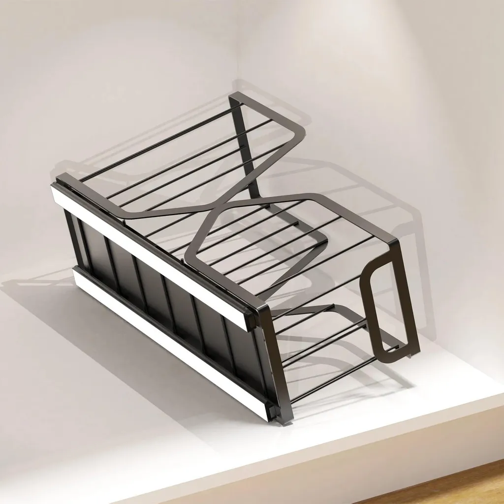 Panier coulissant extensible en acier gris clair pour placard étroit