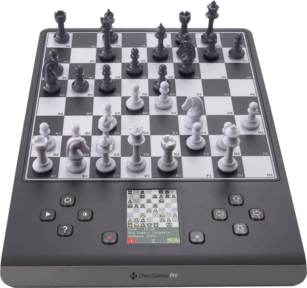 Apprendre et Progresser aux Échecs avec le Millennium Chess Genius Pro 2024 - 6