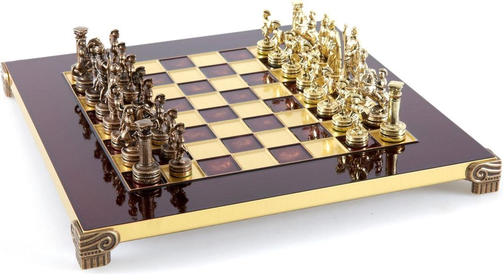 Römisch-griechisches Schach – bronzenes Feld, goldene Figuren