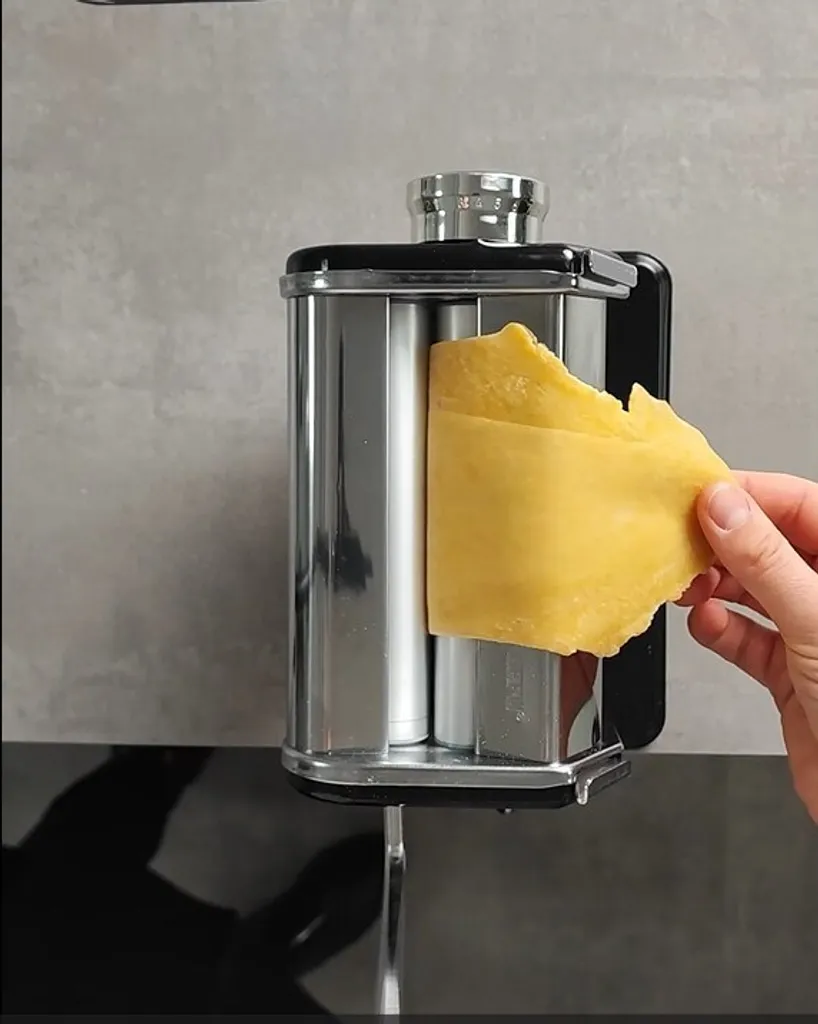 Machine à pâtes en acier PASTA PERFETTA avec rouleaux réglables blanc - 4