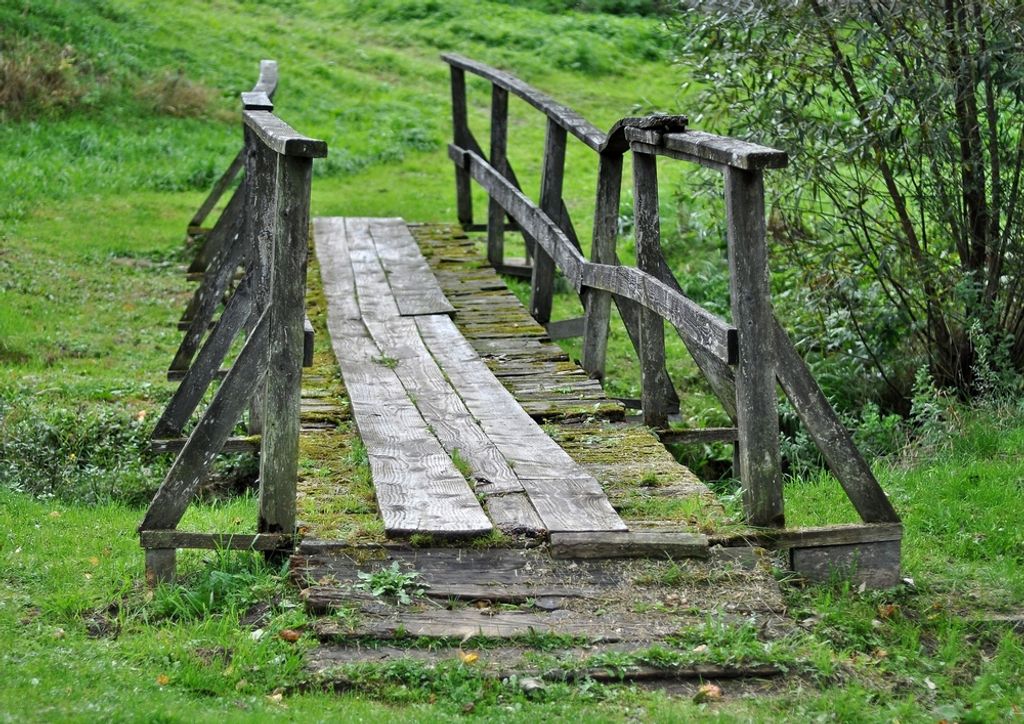 hansepuzzle 46681 - Holzbrücke Puzzle, 260 Teile, Natur, 41,0 x 28,0cm mit hochwertiger Aufbewahrung, Kartonbox und wiederverschließbarem Beutel