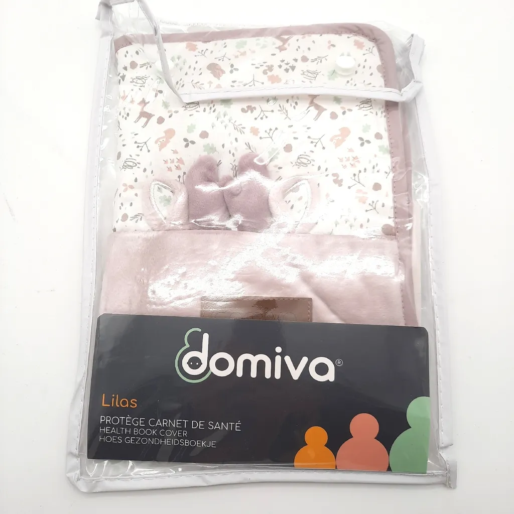 Carte documentaire Domiva rose pour immortaliser les souvenirs de bébé