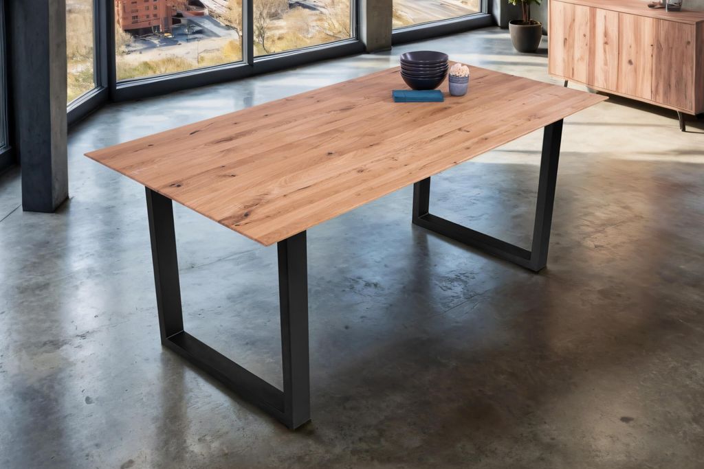 Esstisch 180 x 90 cm Lotte, Eichenholz massiv & geölt, Esszimmertisch mit Schweizer Kante/gerade Ecken, U-Gestell aus Metall Schwarz, pflegeleicht...