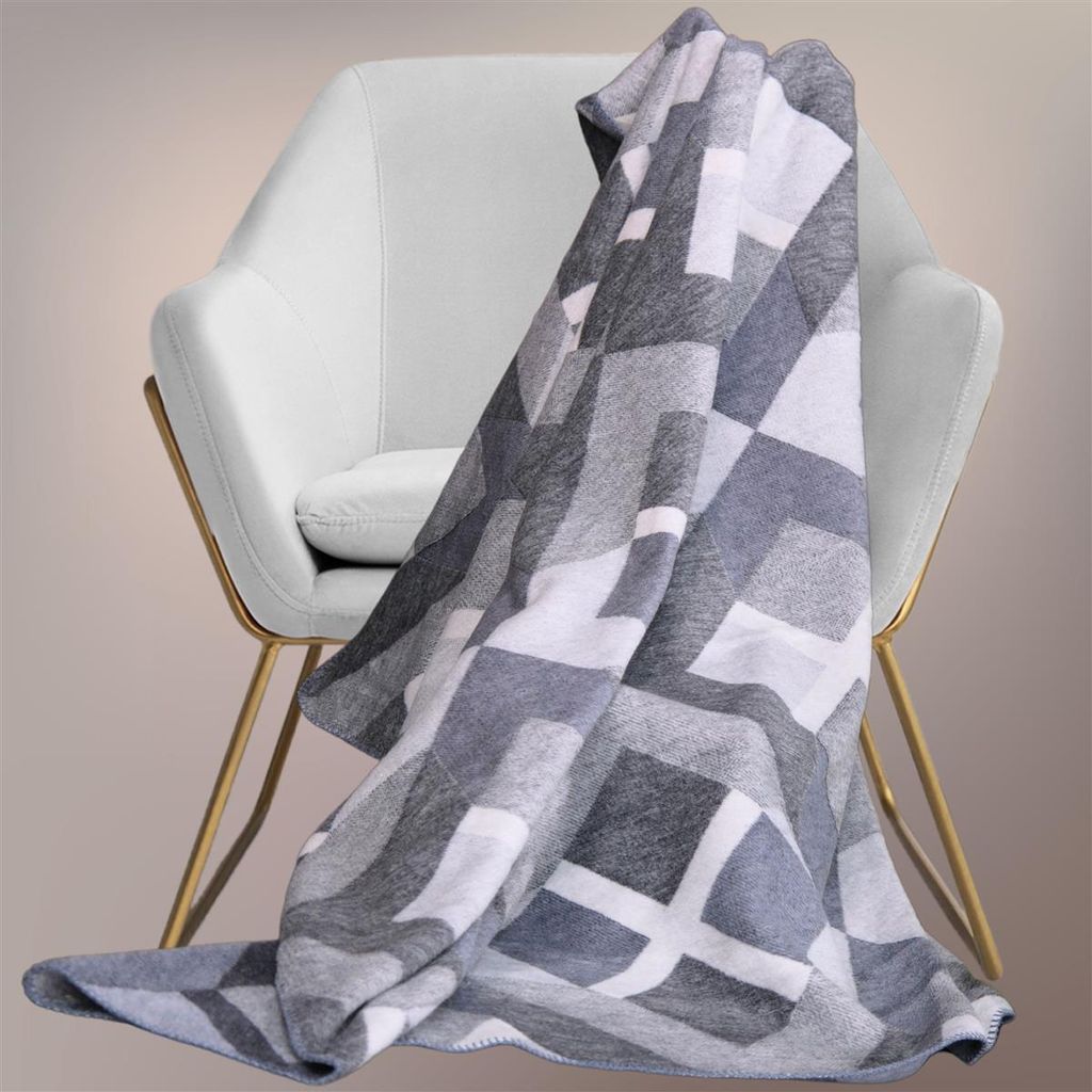 Plaid Kuscheldecke 150x200 cm - Extra Weich & Flauschig, Fleecedecke , hypoallergen & pflegeleicht -