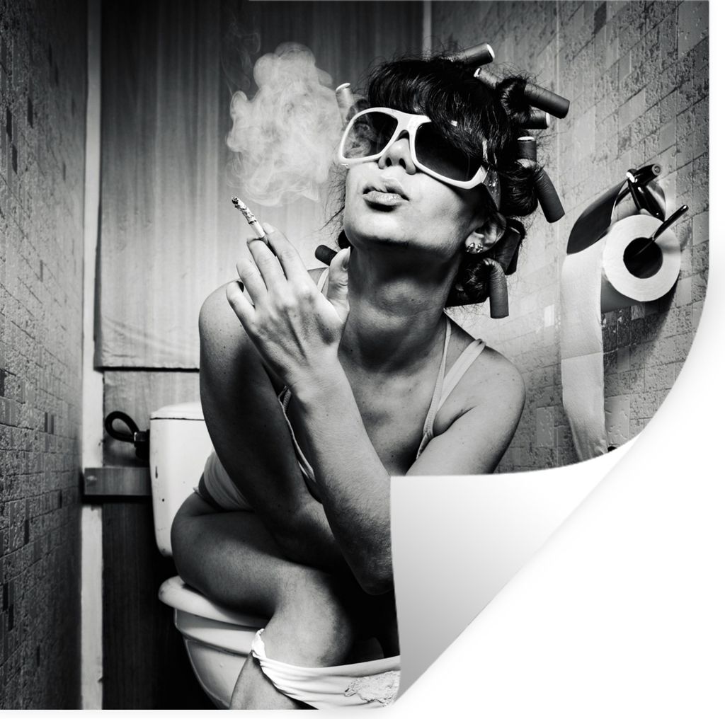 MuchoWow Wandtattoo Wandsticker Wandaufkleber Frau - Vintage - Lockenwickler - Toilette - Zigarette 100x100 cm Selbstklebend und Repositionierbar...