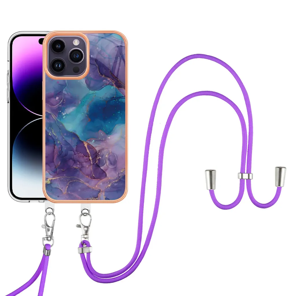 Custodia iPhone 15 Pro Max con Cinturino Viola: Protezione TPU Fantasia