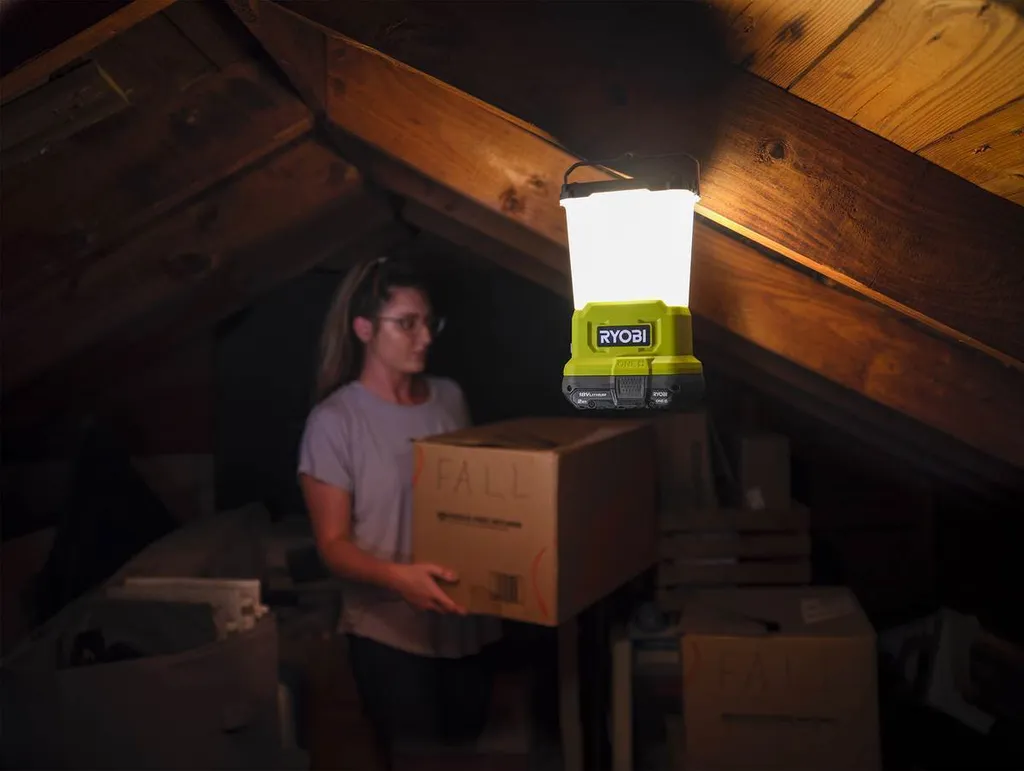 Lanterne à LED 18V de secours - Lampe idéale camping et intervention - 8