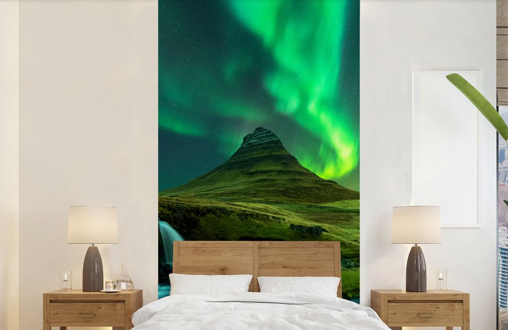 MuchoWow Fototapete für Wohnzimmer oder Schlafzimmer Wandtapete Vinyl Motivtapete Nordlichter - Wasserfall - Berg - Island - 120x240 cm - Hinter...