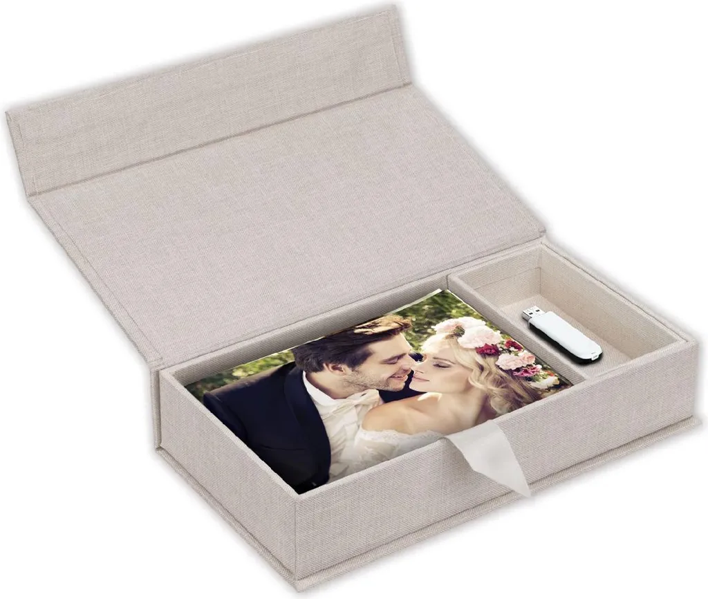 Cornice Regalo ZEP Lodi 15x20 Crema BY568B Porta USB - Idea Originale